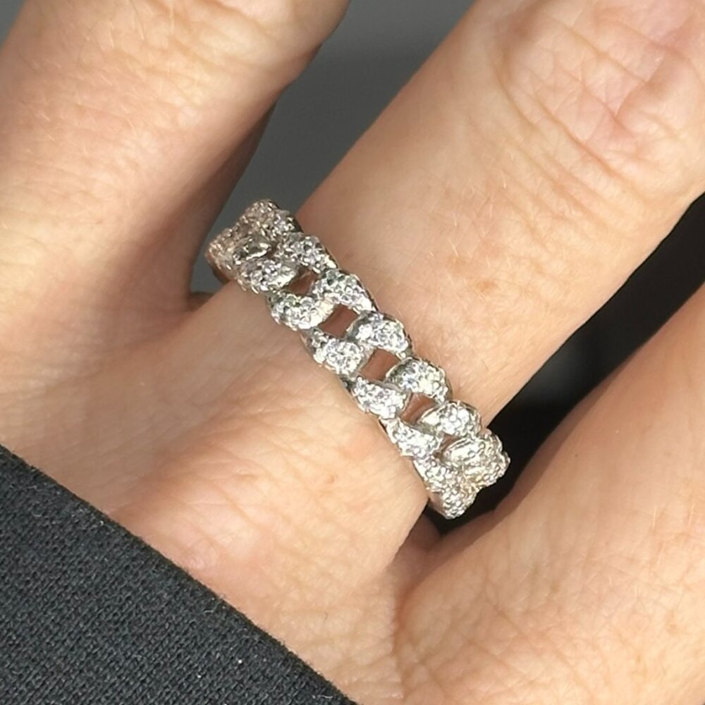 Chic Mini Link Eternity Moissanite .925 Sterling Silver Band / Size 8